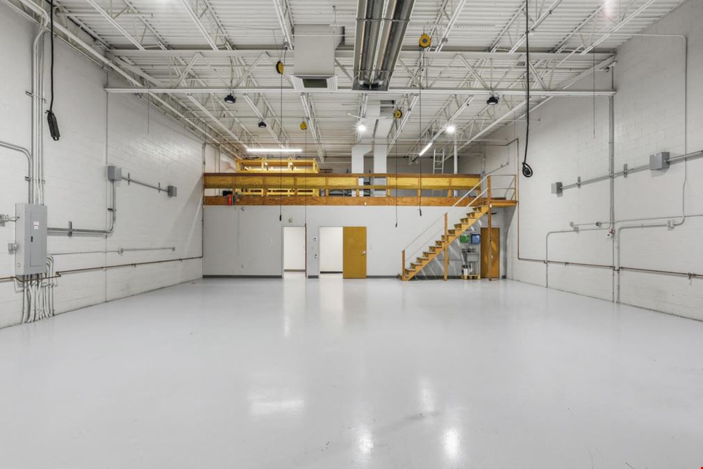 Industrial flex Space for Lease in Newburyport Seacoast Business Park
