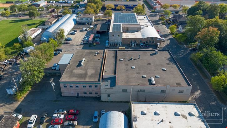 17,042 SF Industrial Building For Sale or Lease