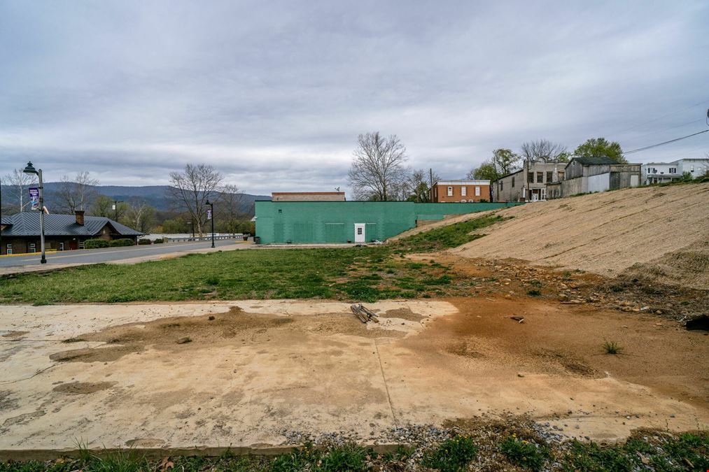 HALF ACRE COMMERCIAL LOT