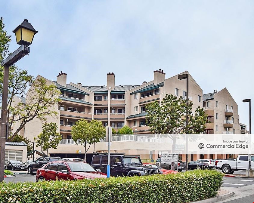La Mesa Village Plaza
