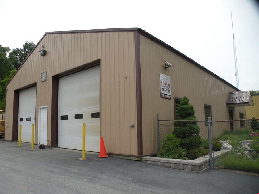 Dutchess - 2,500 SF Flex / Storage / Office