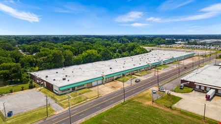 Preview of commercial space at 2000 Latham Street