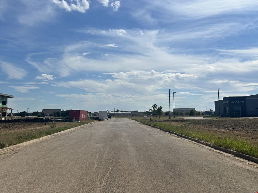4260 Treanor Drive - 3.00 ACRES