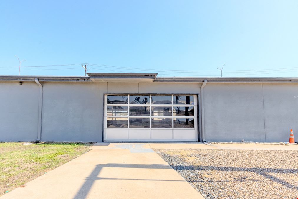 300 N Highway 35