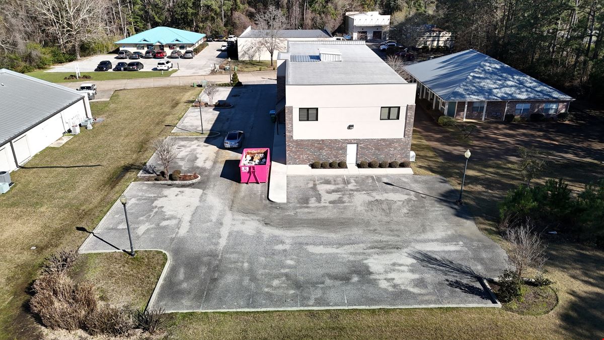 Office Building in the Heart of Ocean Springs