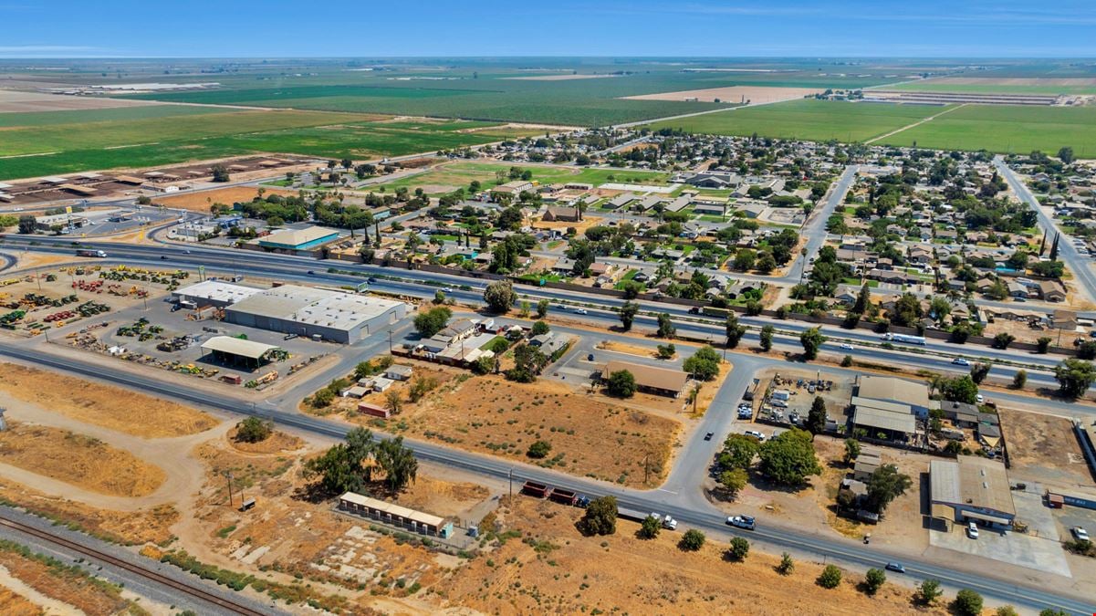 ±1.385 AC of CA-99 Highway Commercial Land w/ Flexible Zoning