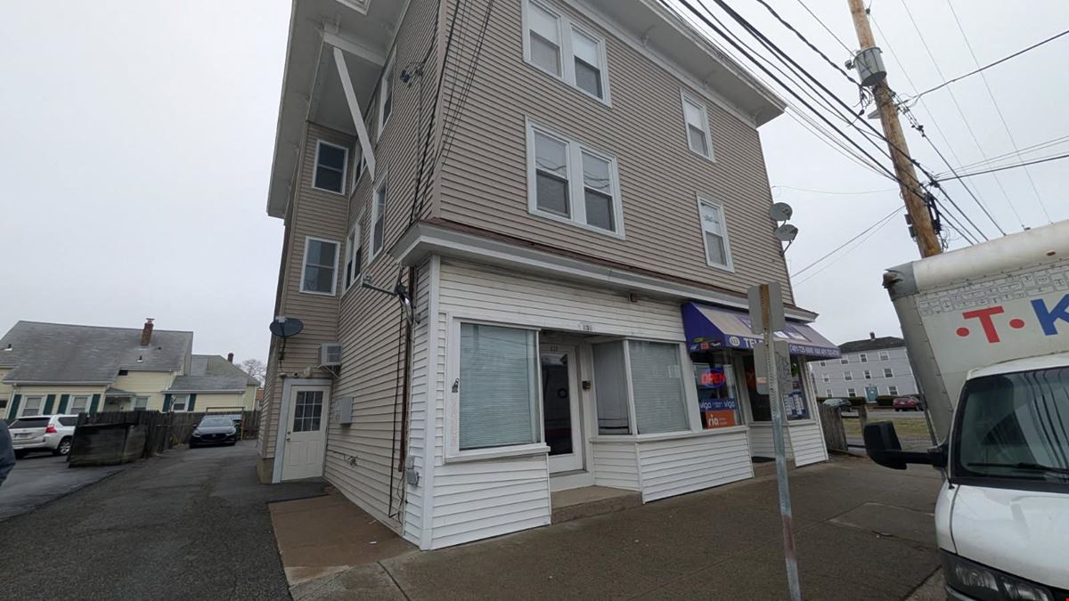 640 SF Retail Space in Pawtucket! – 626 Central Ave, Unit 630