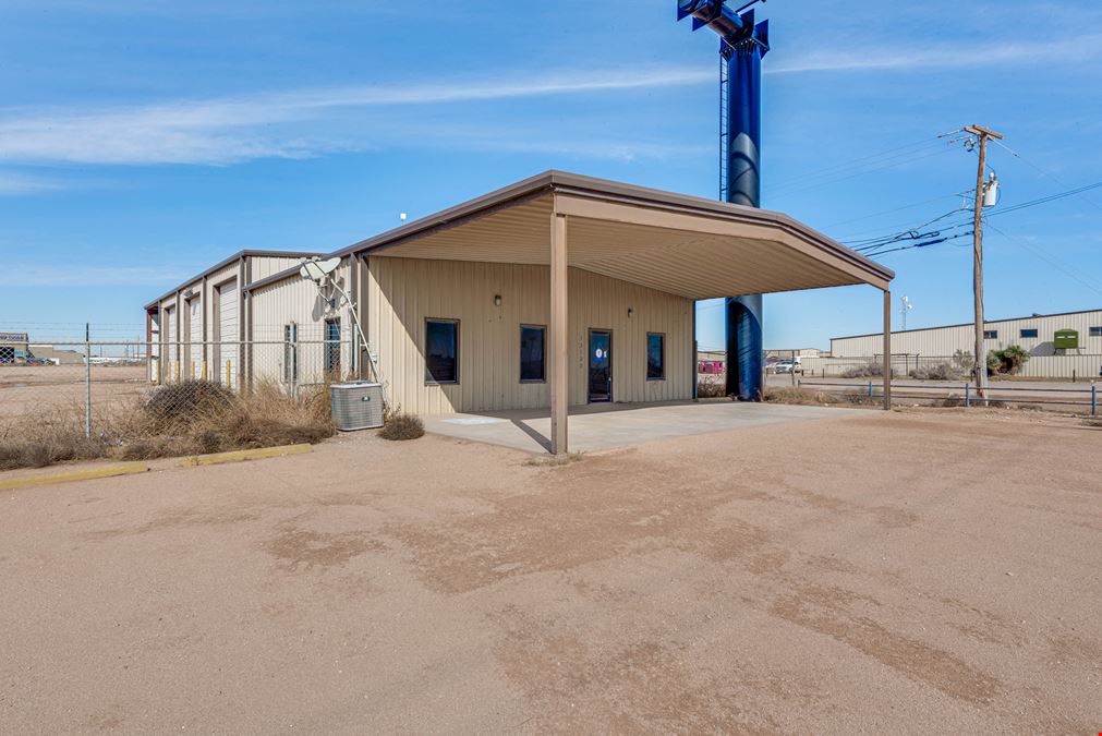 4,400 SF Shop/Office with TX-191 Frontage