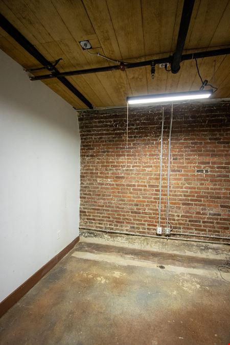 Suite 400 | 912 Lady St