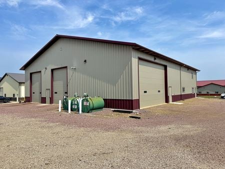 Preview of commercial space at 1729 North Walnut Avenue
