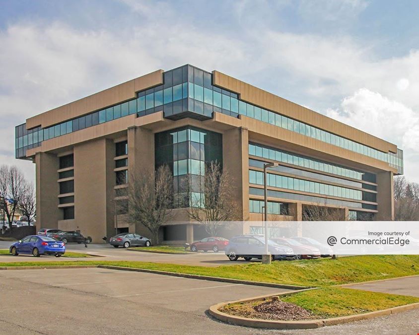 300 Oxford Driveive