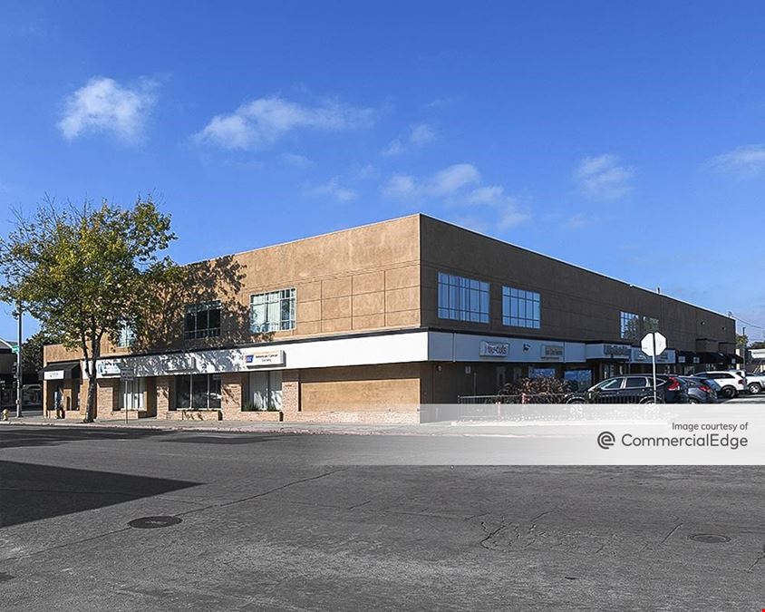 Valley Center Plaza