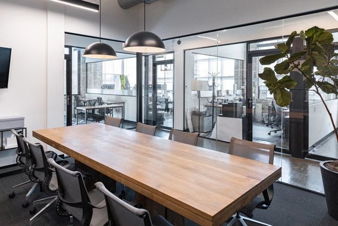Preview of Coworking space for Rent at 1720 West Division Street