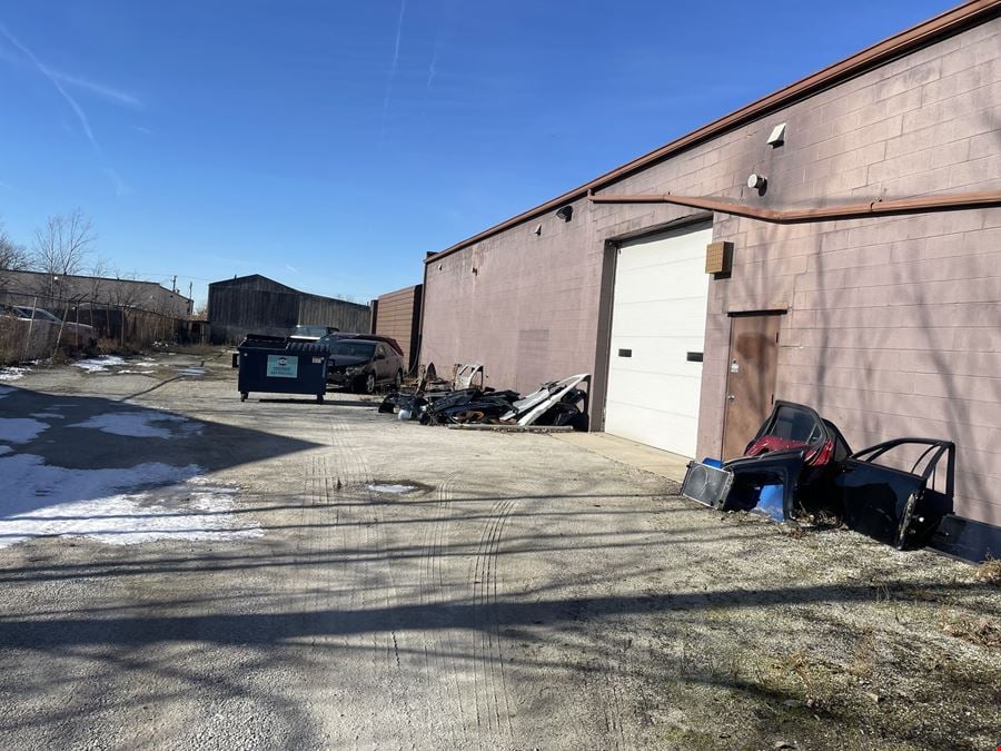 3270 Holeman Ave