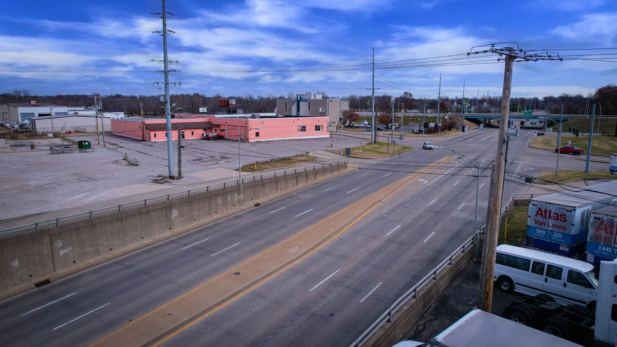 1250 Diamond Ave & 2400 Hwy 41