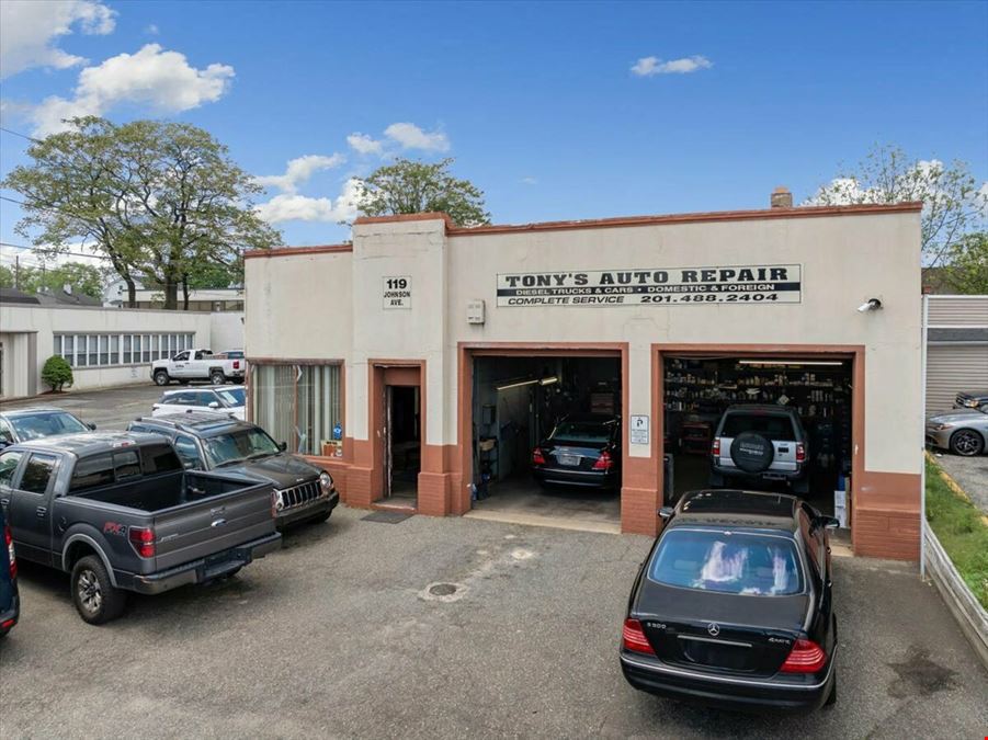 2,974 SF Hackensack Industrial Gem: Auto Repair/Flex Building w/ 3 Drive-In Doors