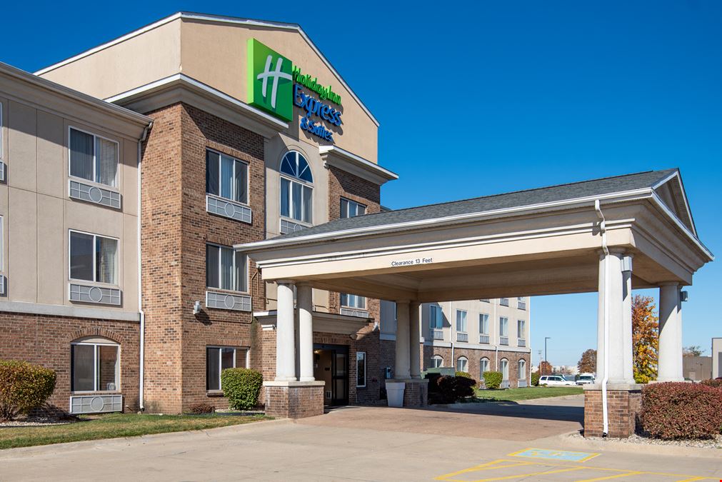 Holiday Inn Express & Suites Mattoon IL