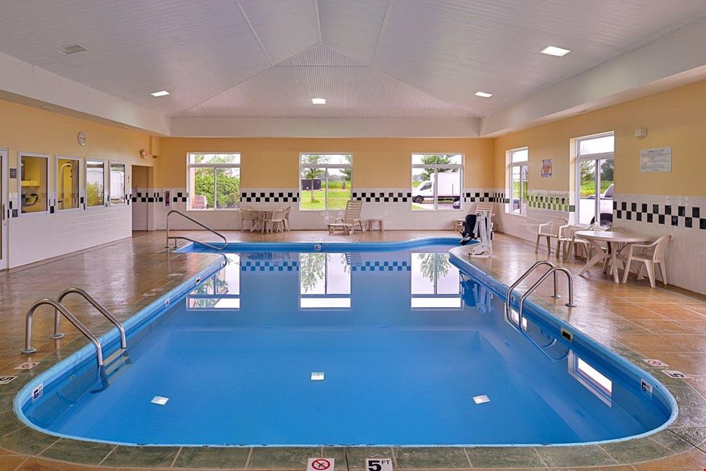 Red Roof Inn - Clyde, OH