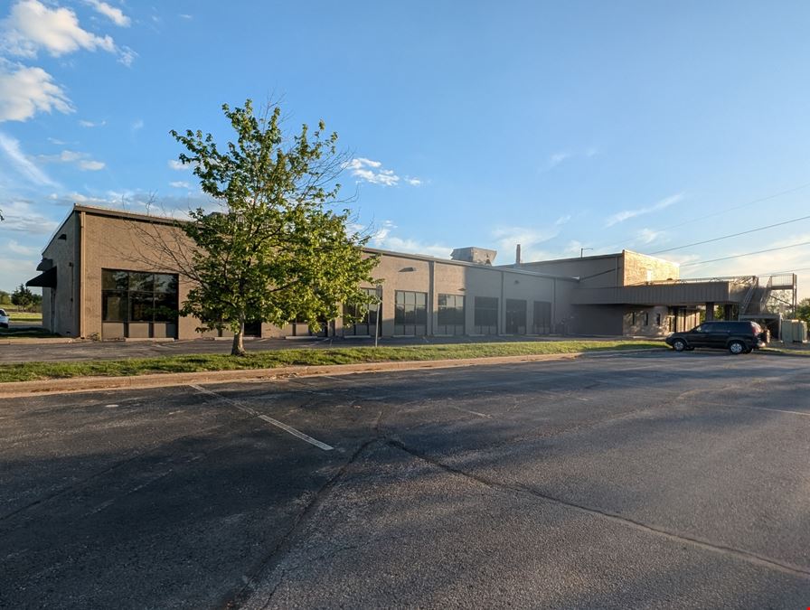 9705 Lenexa Dr