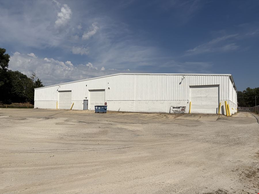 Warehouse on 2.76 Acres for Sale