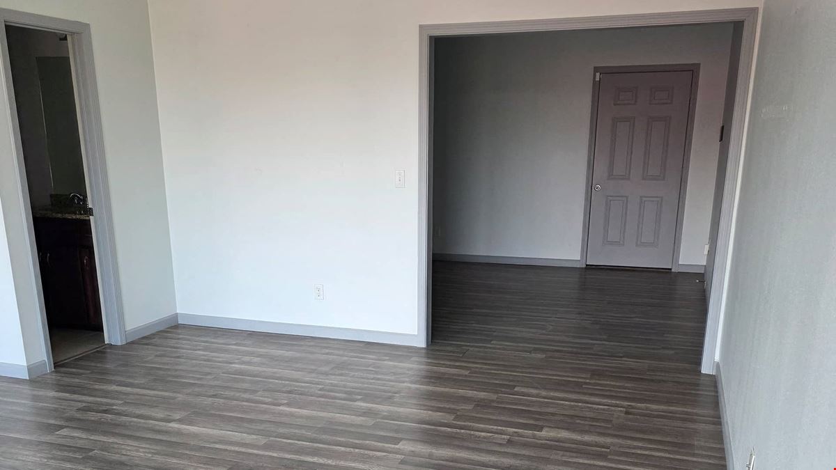 1053 Industrial Blvd