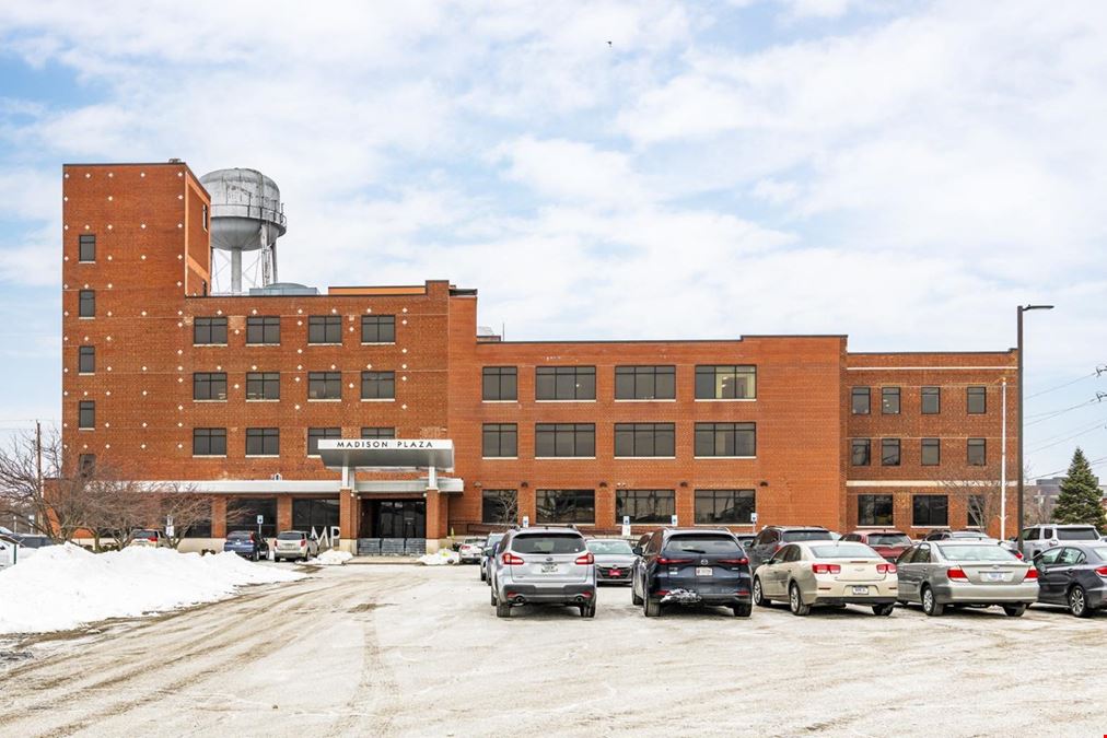 Receivership Sale: Madison Plaza | 170,000+ SF Class B Office | Indianapolis CBD