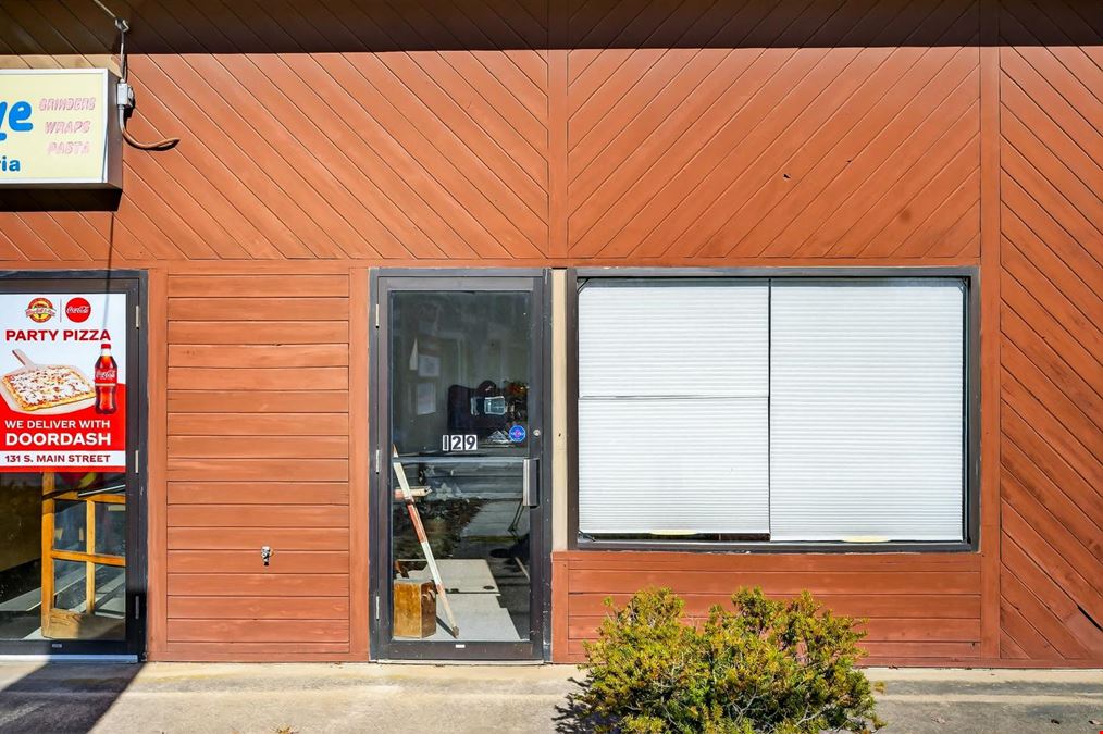 123 S Main St, Athol