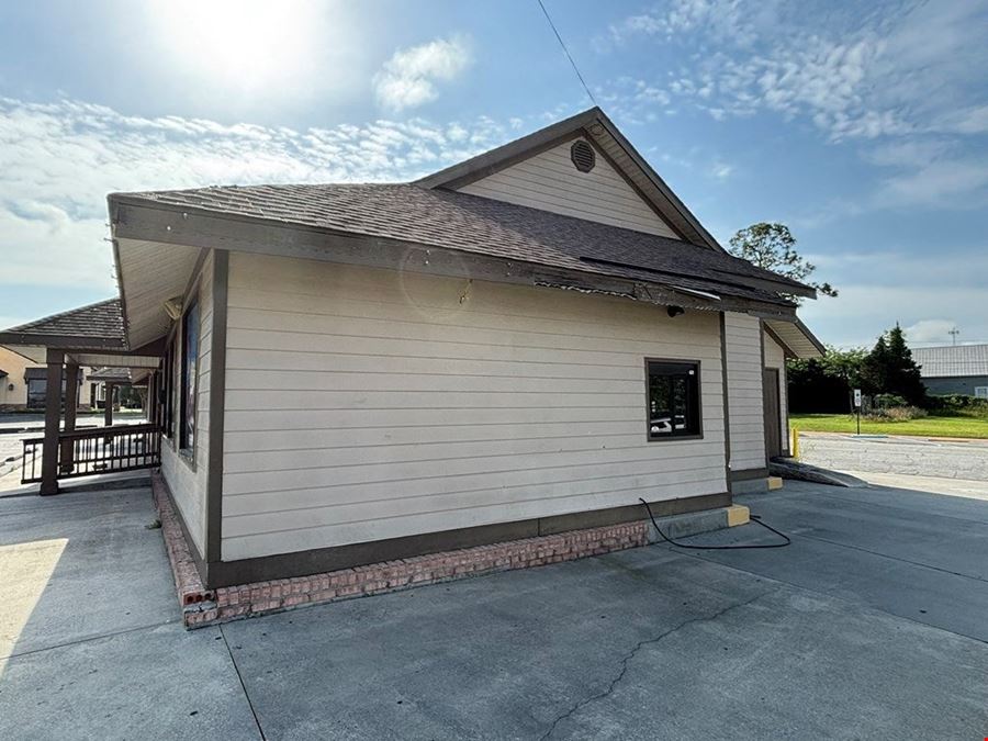 1305 Baytree Rd
