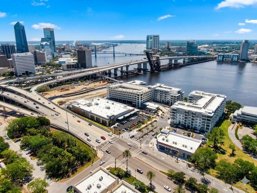 1 Riverside Ave