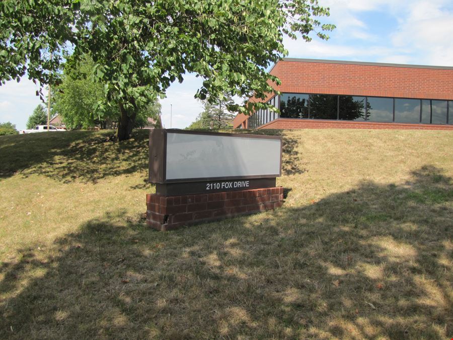 2110 Fox Dr