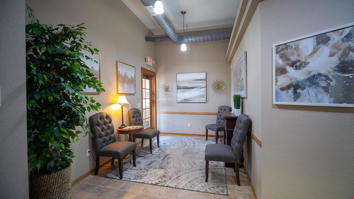 Professional Office Space For Lease in the Highlands
