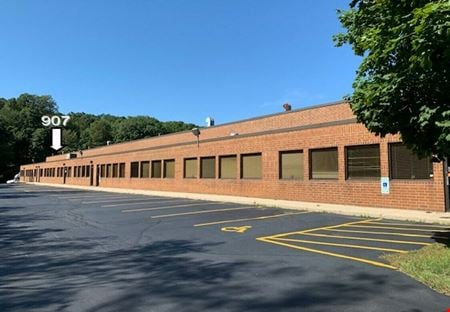 Preview of commercial space at 907 Armstrong St. 