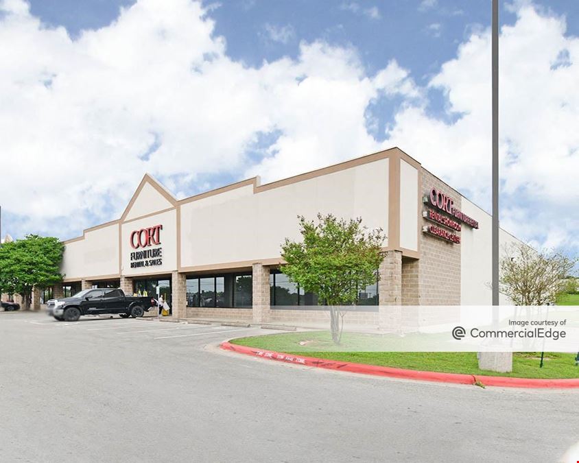 9821 North Interstate 35
