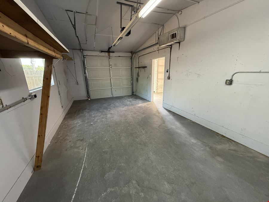 119 Bell Blvd. North