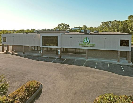 Preview of Retail space for Rent at 134 E Edgewood Blvd