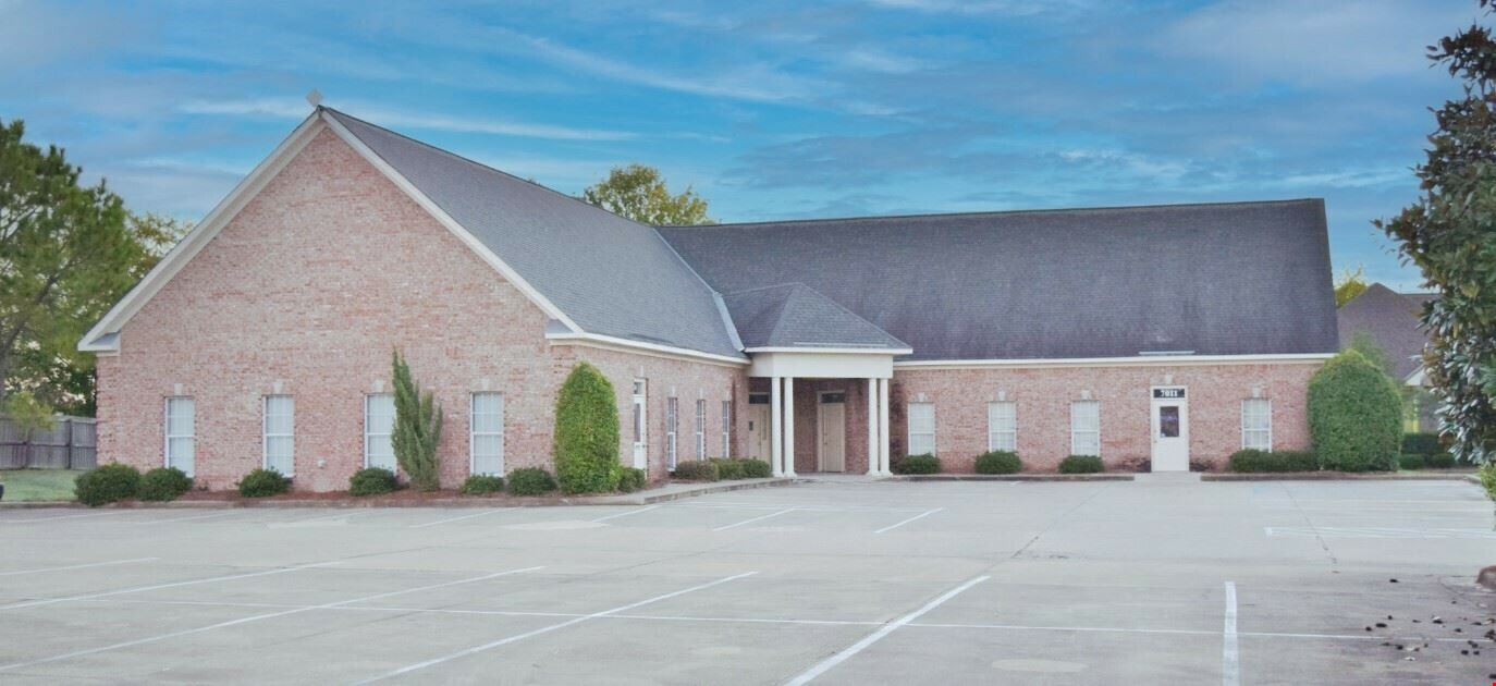 Fulton Court