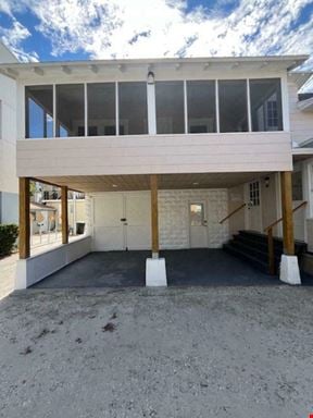 LANG'S BUNGALOW COURT COMPLEX