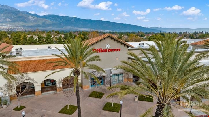For Sale |Town Center Square | Exceptional Fully-Leased Retail Opportunity