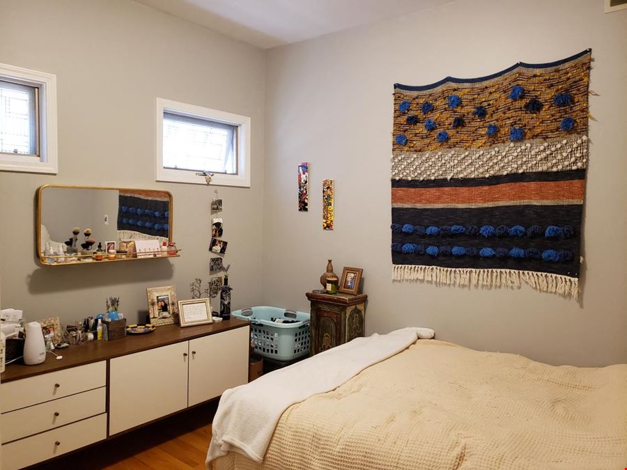 Multifamily property in Chicago, IL