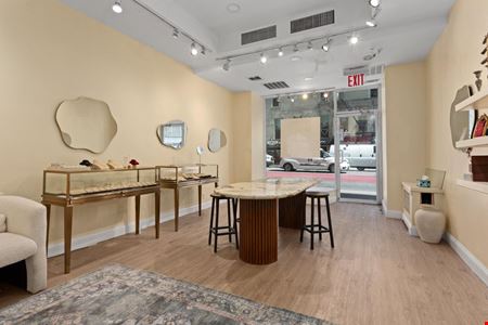 Preview of commercial space at 834 Lexington Ave