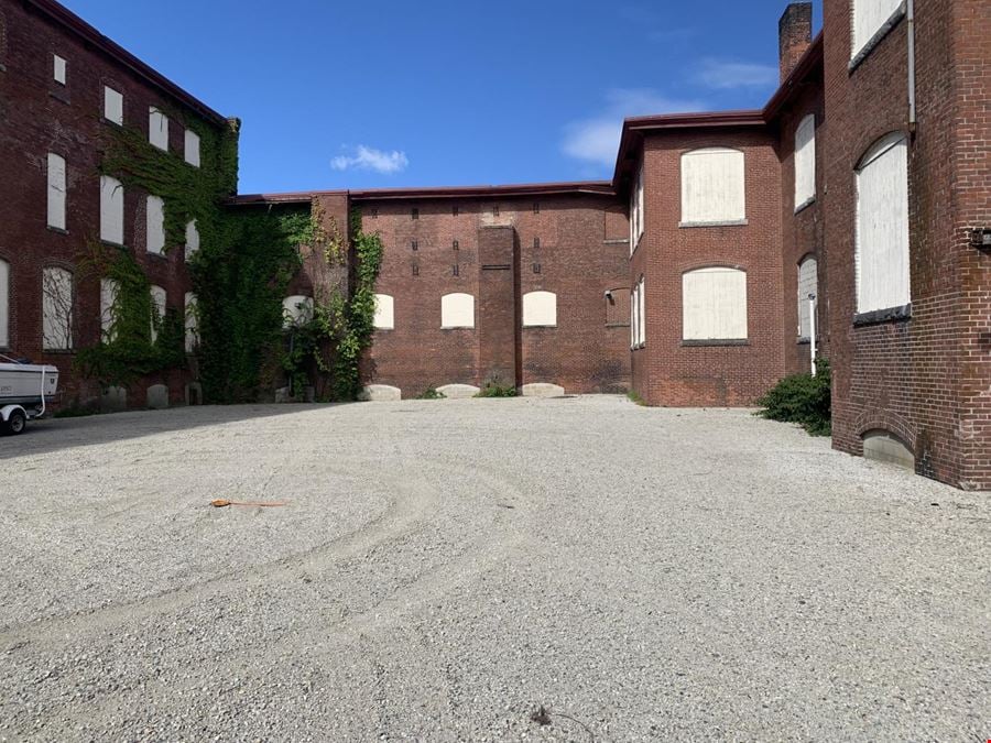 89-93 Dunnell Ln, Pawtucket, RI 02860