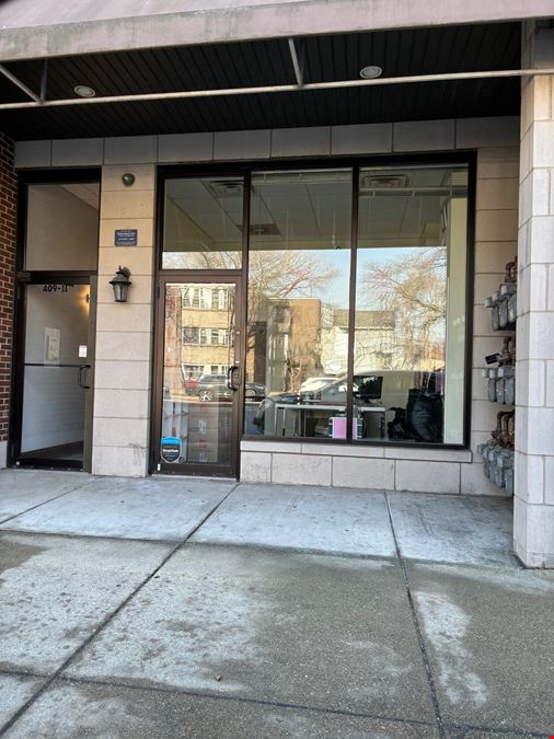 411 West North Avenue Office/Retail For Lease