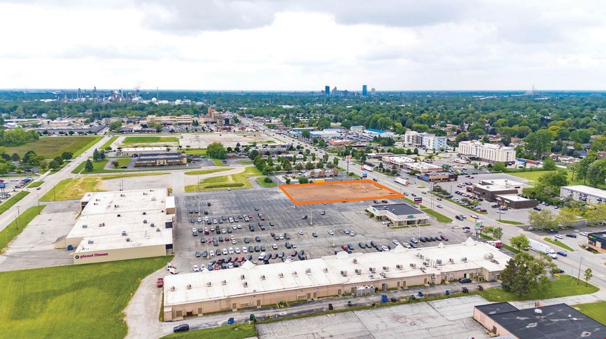 3030 Navarre Avenue - Outparcel
