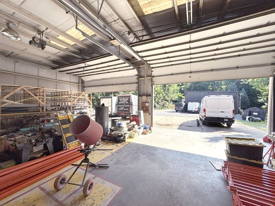 Rare, Small-Bay Industrial Opportunity