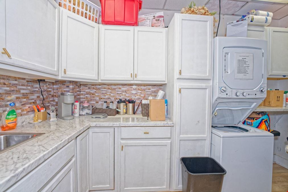 501 Campbell Ave