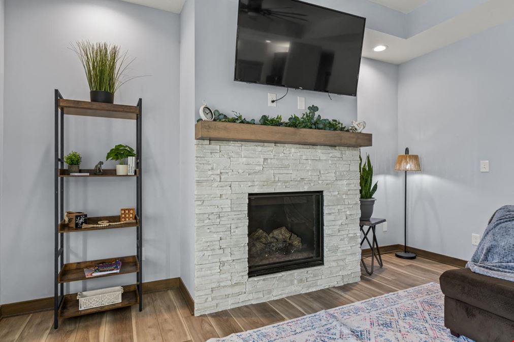 Modern Home in SW Rochester