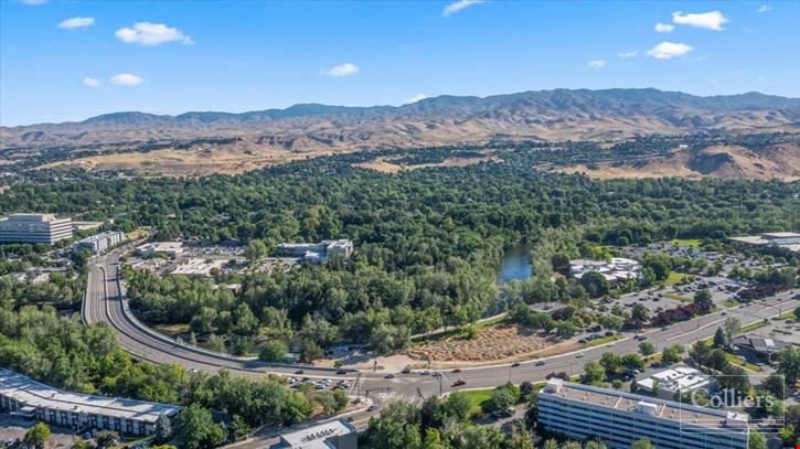 440 - 444 Parkcenter Blvd | Land for Sale