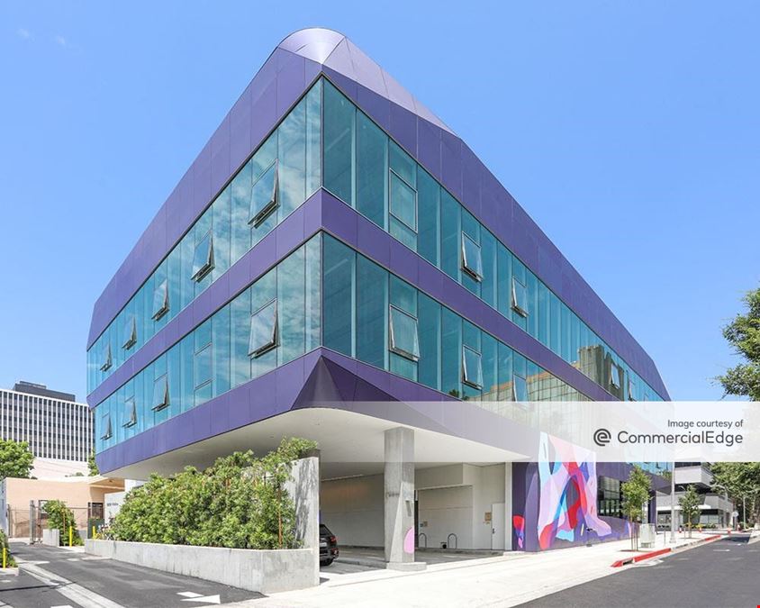 9000 Wilshire Blvd