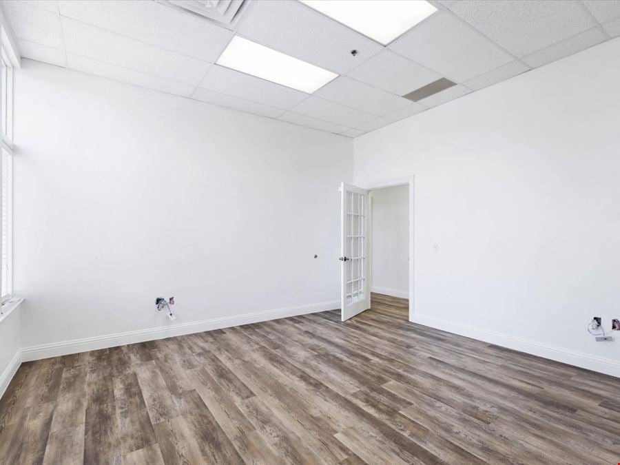 425 E Southlake Blvd