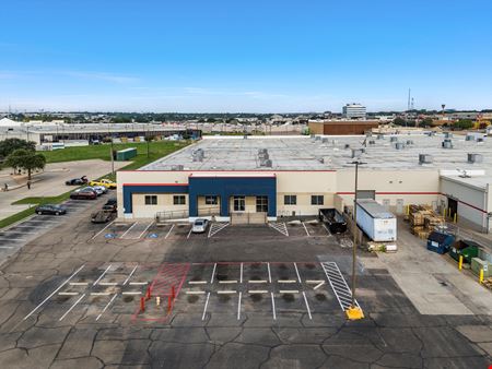 Preview of commercial space at 300 N Valley Mills Dr